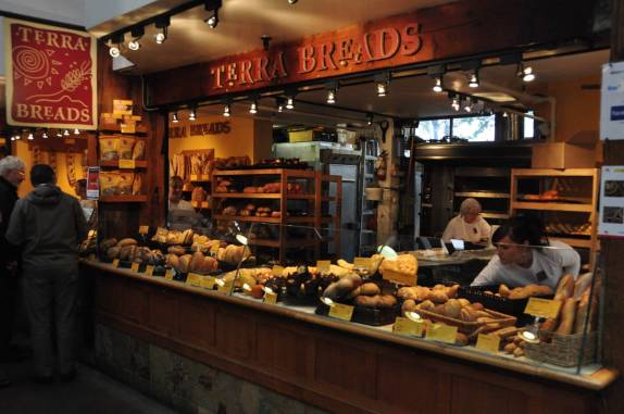 Para quem gosta de pães, Granville Island Public Market, em Vancouver, no Canadá